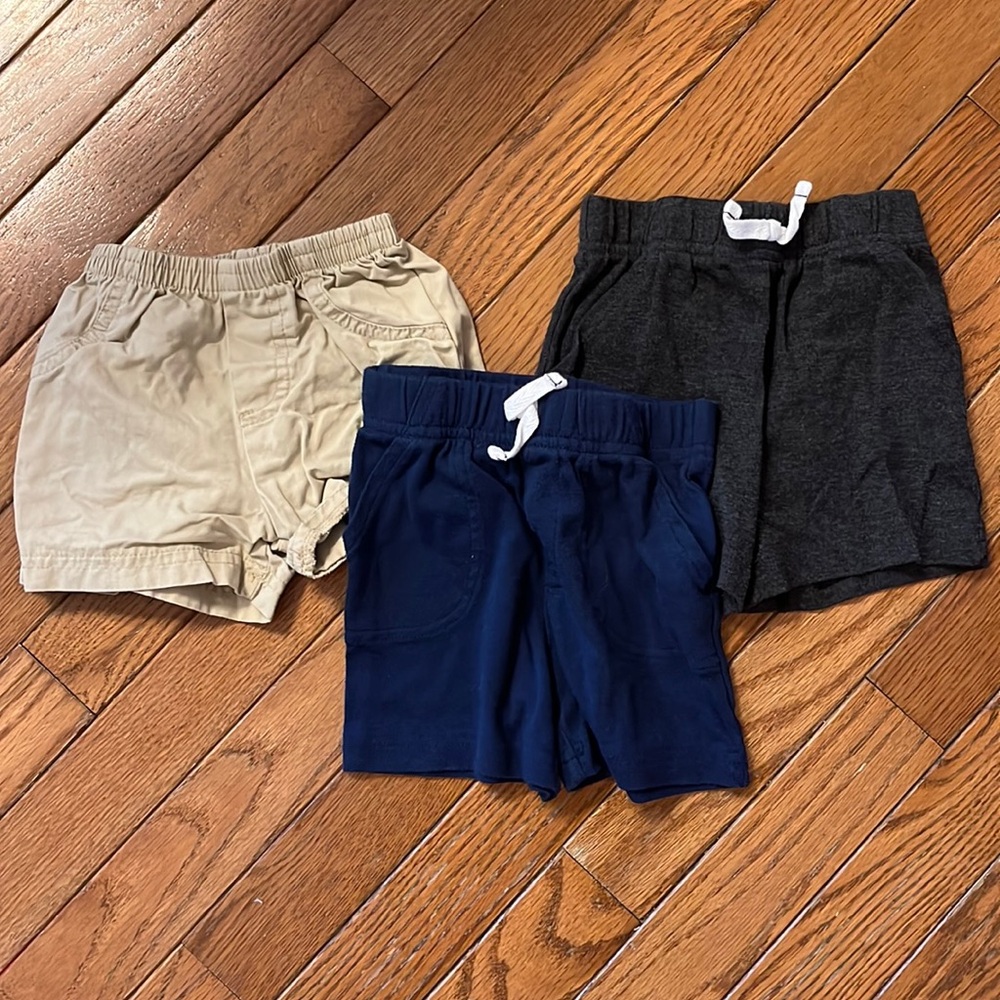Boys shorts - 12 months